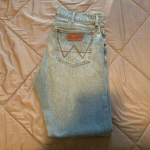 Wrangler slim boot retros